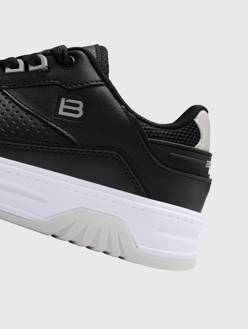 bostep-tienda-online-deporte-las-mejores-zapatillas-accesorios-deportivos-hombre-mujer-ninos-futbol-deporte-promocion-peru-compra-ahora