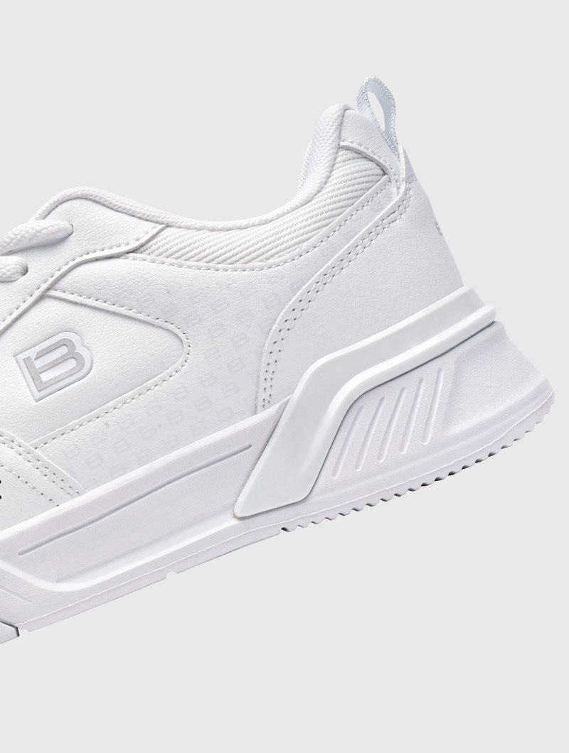 bostep-tienda-online-deporte-las-mejores-zapatillas-accesorios-deportivos-hombre-mujer-ninos-futbol-deporte-promocion-peru-compra-ahora