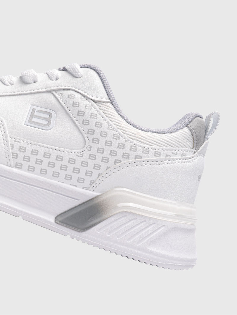 bostep-tienda-online-deporte-las-mejores-zapatillas-accesorios-deportivos-hombre-mujer-ninos-futbol-deporte-promocion-peru-compra-ahora