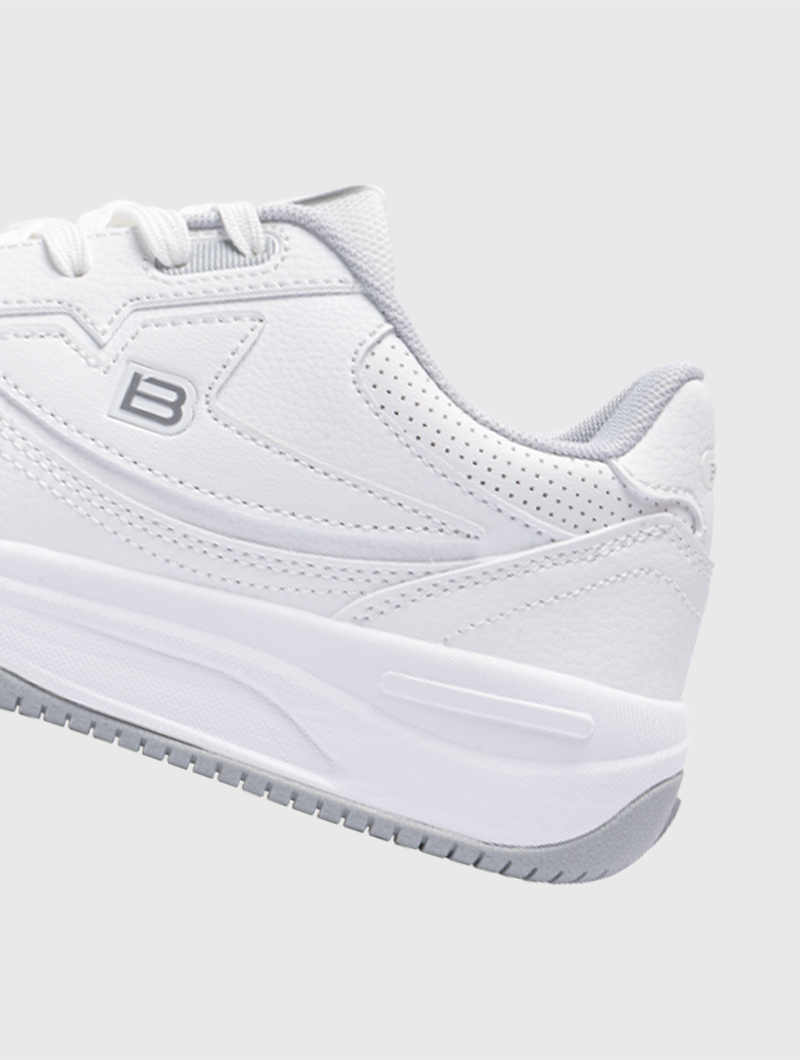 bostep-tienda-online-deporte-las-mejores-zapatillas-accesorios-deportivos-hombre-mujer-ninos-futbol-deporte-promocion-peru-compra-ahora