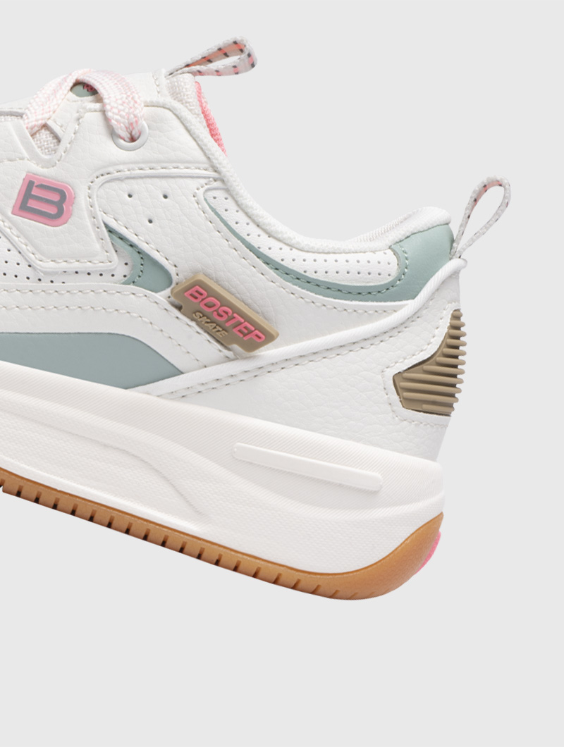 bostep-tienda-online-deporte-las-mejores-zapatillas-accesorios-deportivos-hombre-mujer-ninos-futbol-deporte-promocion-peru-compra-ahora