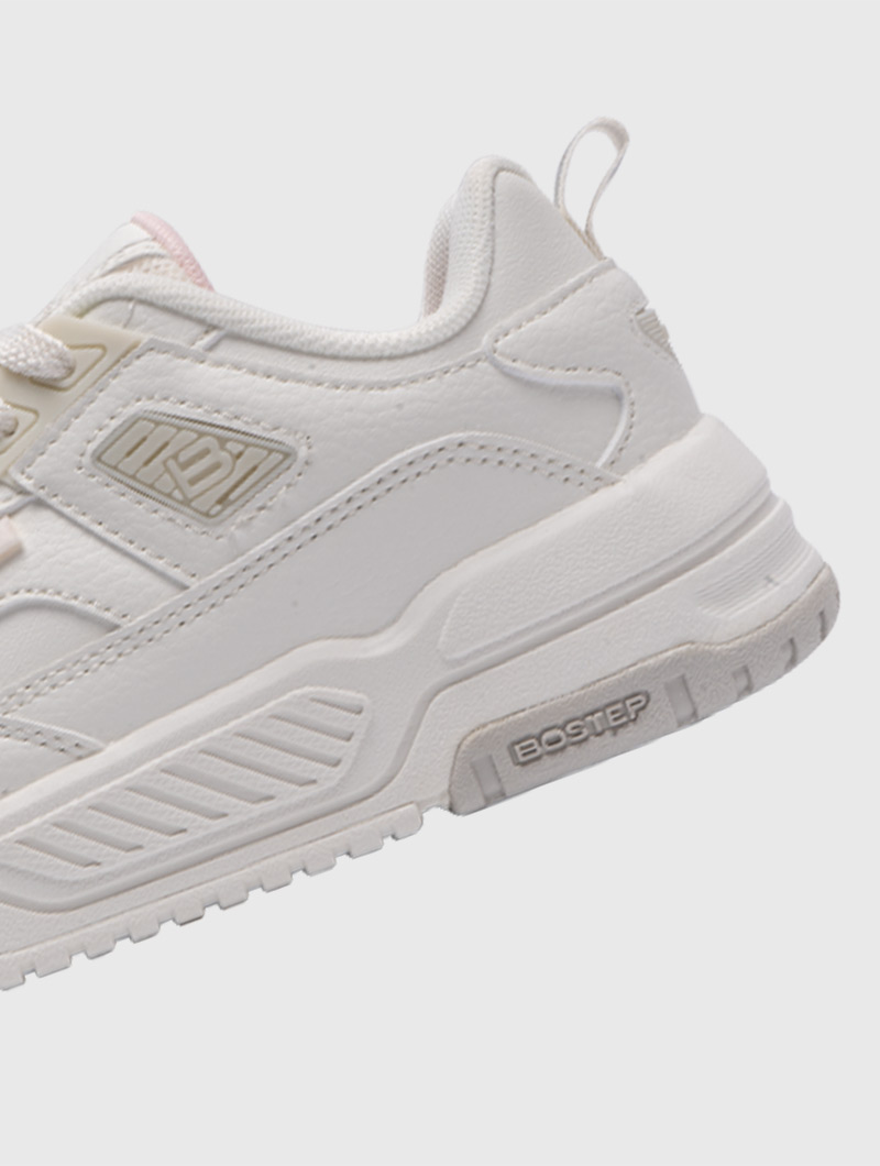 bostep-tienda-online-deporte-las-mejores-zapatillas-accesorios-deportivos-hombre-mujer-ninos-futbol-deporte-promocion-peru-compra-ahora