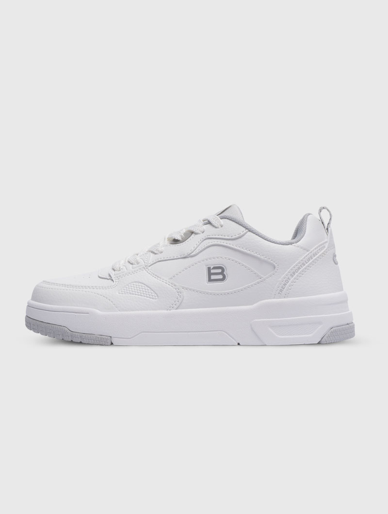 bostep-tienda-online-deporte-las-mejores-zapatillas-accesorios-deportivos-hombre-mujer-ninos-futbol-deporte-promocion-peru-compra-ahora