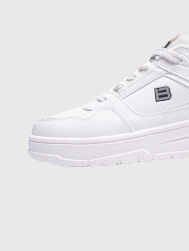 bostep-tienda-online-deporte-las-mejores-zapatillas-accesorios-deportivos-hombre-mujer-ninos-futbol-deporte-promocion-peru-compra-ahora
