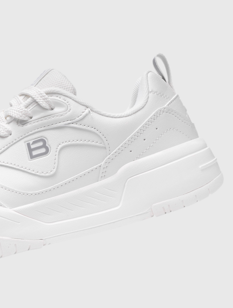 bostep-tienda-online-deporte-las-mejores-zapatillas-accesorios-deportivos-hombre-mujer-ninos-futbol-deporte-promocion-peru-compra-ahora